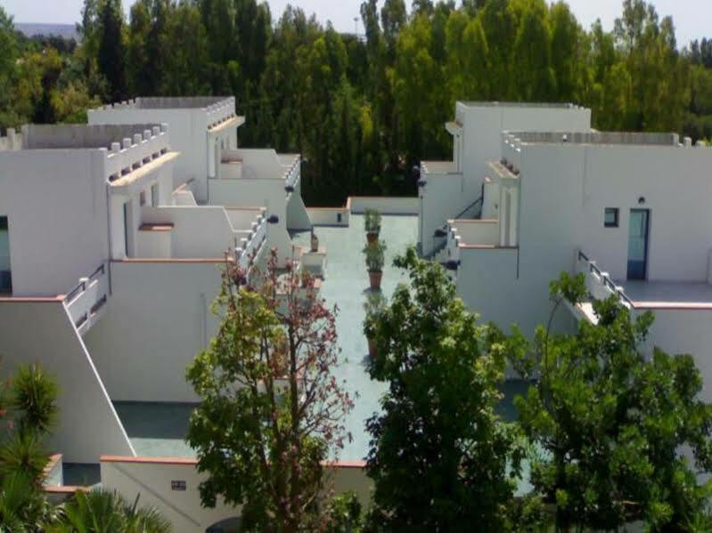 Acacia Marina Hotel Marina di Ragusa Exterior photo